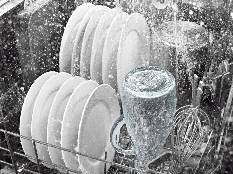 Khuyến Cáo Khi Dùng Thuỷ Tinh Trong Máy Rửa Bát Bạn Nhất định Phải đọc